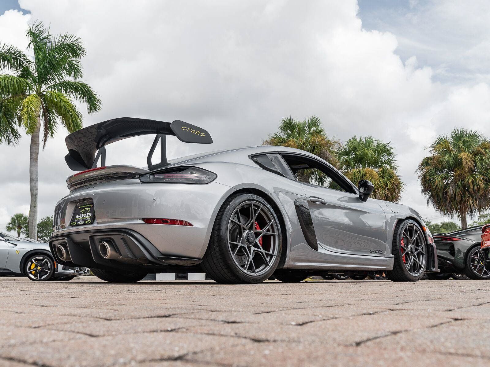 Used 2024 Porsche 718 Cayman GT4 RS RWD image 20