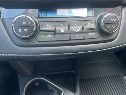 Used 2018 Toyota RAV4 XLE AWD/4WD image 41