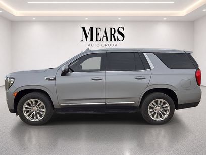 Used 2023 GMC Yukon SLT w/ SLT Luxury Package