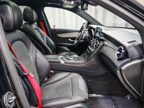 Certified 2019 Mercedes-Benz GLC 43 AMG 4MATIC image 20