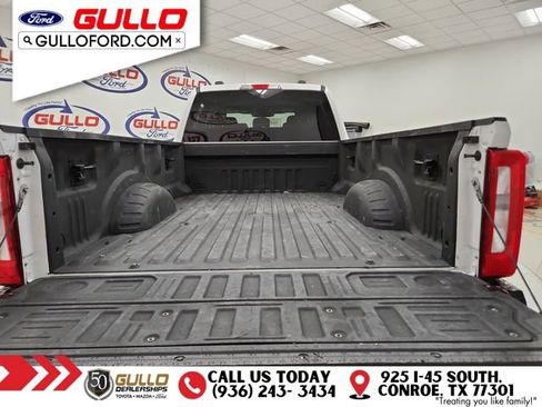 Used 2023 Ford F250 XLT w/ FX4 Off-Road Package image 10