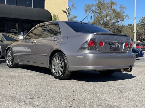 Used 2004 Lexus IS 300 image 12
