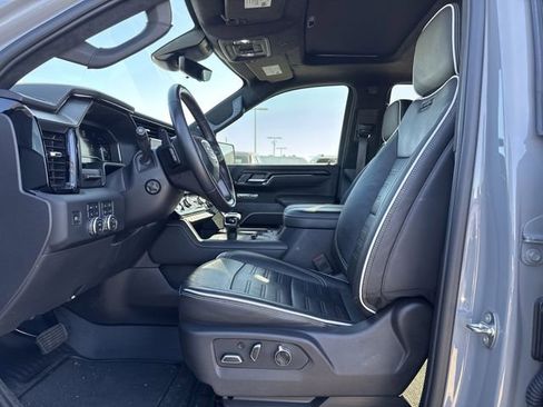 Used 2021 GMC Sierra 1500 AT4 w/ AT4 Value Package image 11