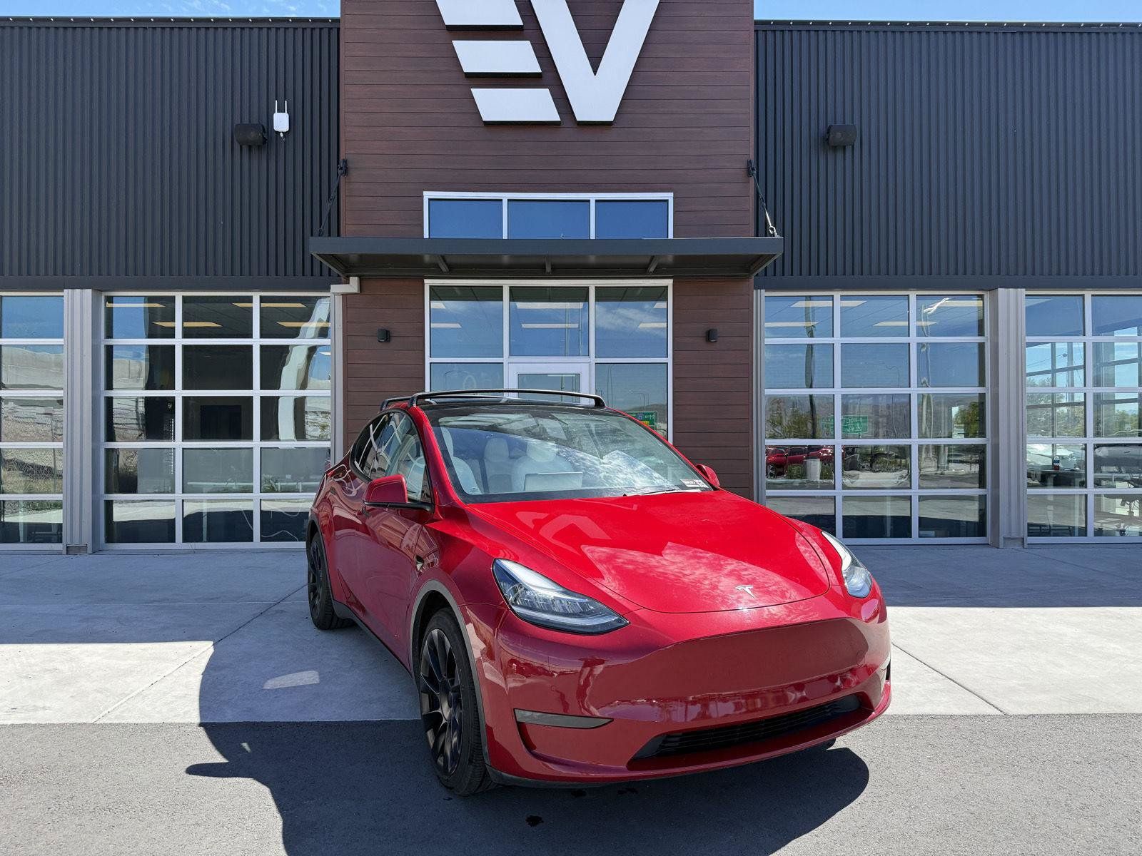 Used 2020 Tesla Model Y Long Range AWD/4WD image 2