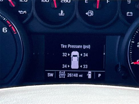 Used 2023 Chevrolet Silverado 1500 Custom image 12