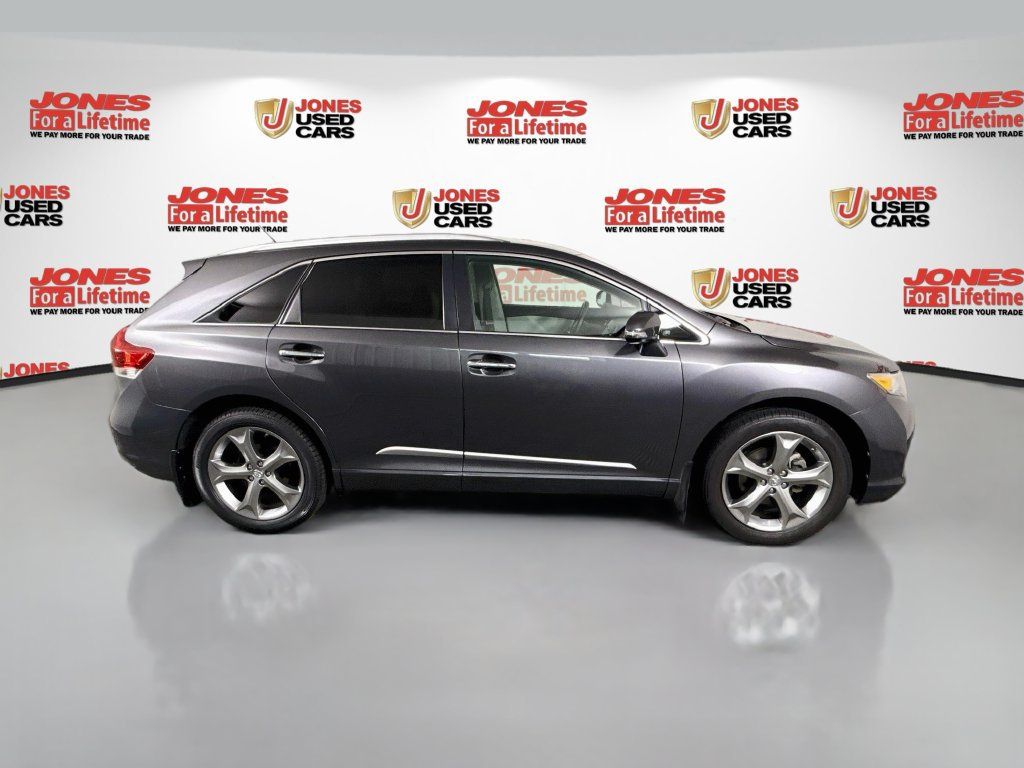 Used 2014 Toyota Venza XLE AWD/4WD image 16