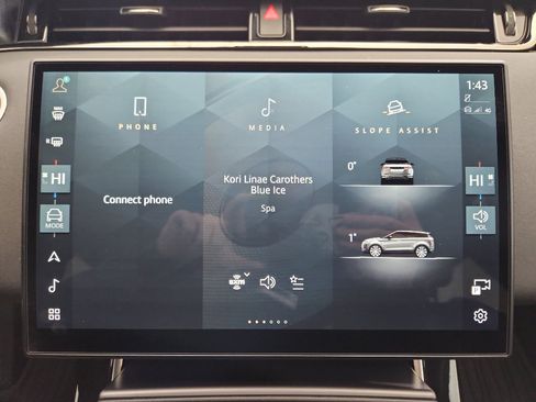 Used 2025 Land Rover Range Rover Evoque Dynamic SE image 17