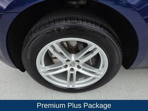 Used 2024 Porsche Macan image 9