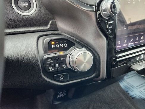 Used 2025 RAM 1500 Laramie image 19