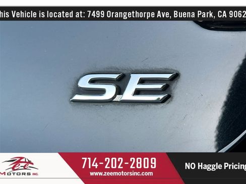 Used 2017 Toyota Camry SE w/ Moonroof Package image 53