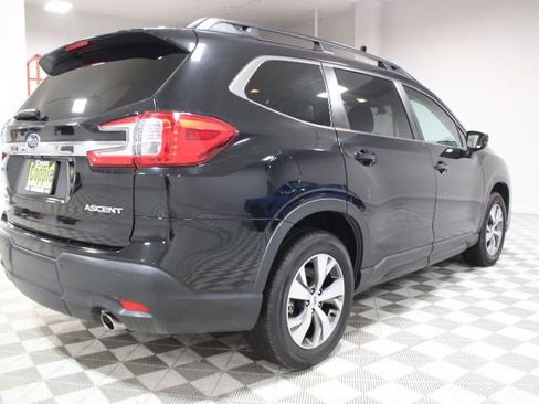 Used 2024 Subaru Ascent Premium w/ Convenience Package image 10