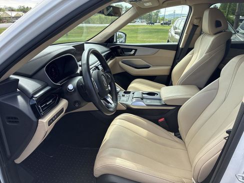 Used 2023 Acura MDX SH-AWD image 10