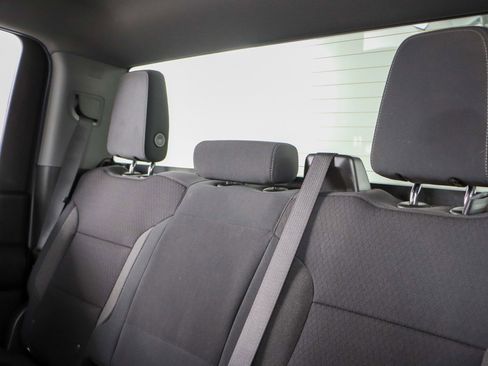 Used 2022 Chevrolet Silverado 2500 Custom w/ Custom Value Package image 25