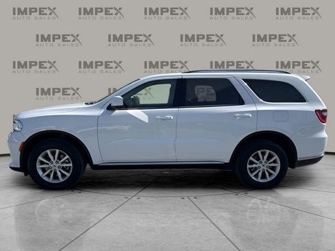 Used 2022 Dodge Durango SXT w/ Trailer Tow Group IV image 2