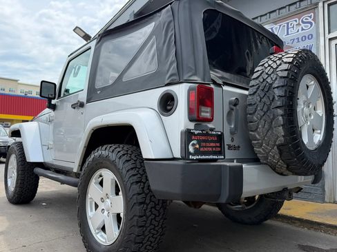 Used 2010 Jeep Wrangler Sahara w/ Trailer Tow Group AWD/4WD image 5