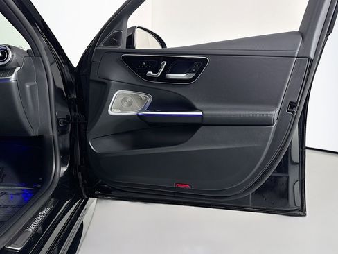 Used 2022 Mercedes-Benz C 300 Sedan image 23