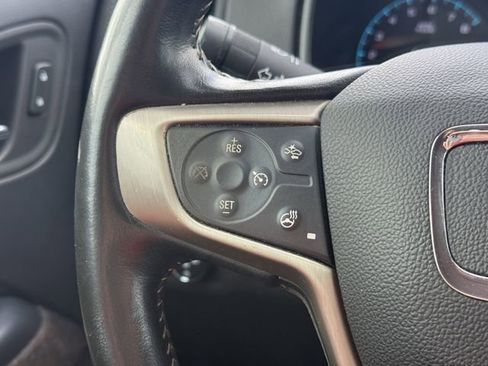Used 2021 GMC Canyon Denali RWD image 23