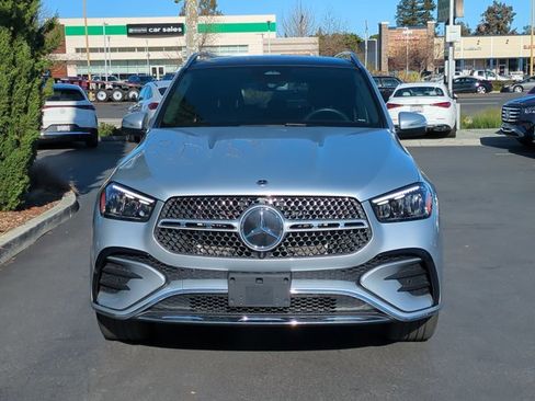 Used 2024 Mercedes-Benz GLE 450 4MATIC image 2