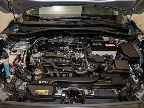 Certified 2022 Toyota Corolla Cross L image 17