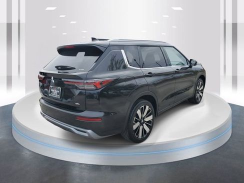 New 2025 Mitsubishi Outlander SEL image 4
