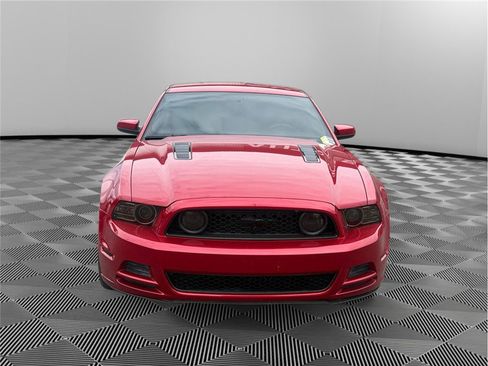 Used 2013 Ford Mustang GT image 8