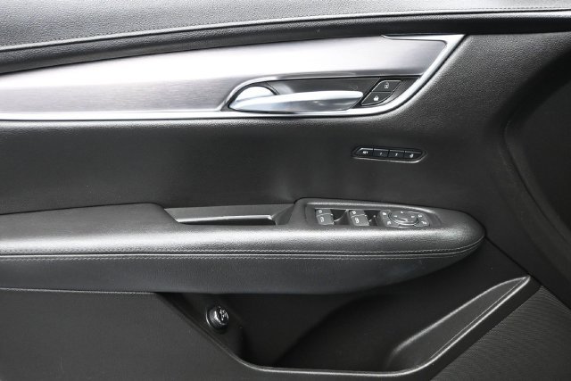 Used 2019 Cadillac XT5 Luxury FWD image 7