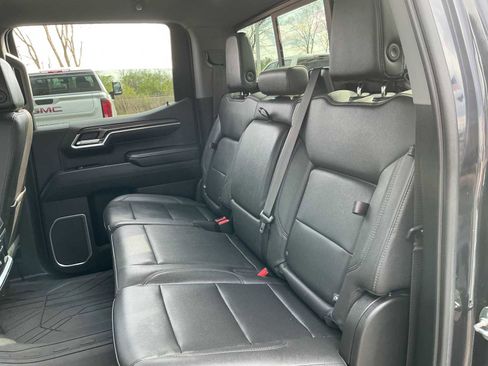 Used 2022 Chevrolet Silverado 1500 LTZ w/ Technology Package image 21