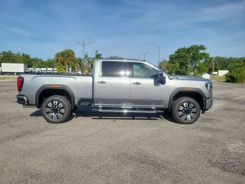New 2026 GMC Sierra 2500 Denali w/ Denali Reserve Package AWD/4WD image 4