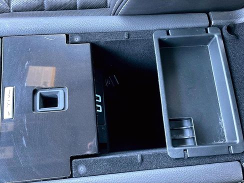 Used 2018 Ford Taurus SHO w/ Driver Assist Package image 24