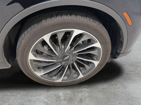 Used 2025 Lincoln Aviator Reserve w/ Illumination Package RWD image 24