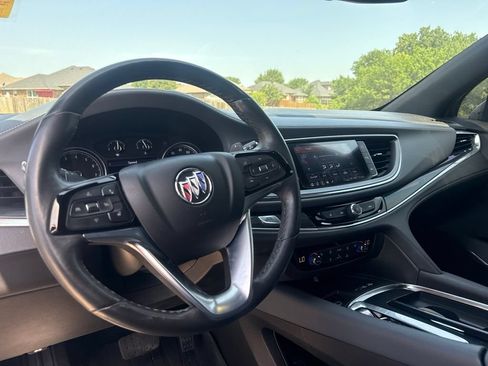 Used 2023 Buick Enclave Essence w/ Experience Buick Package FWD image 10