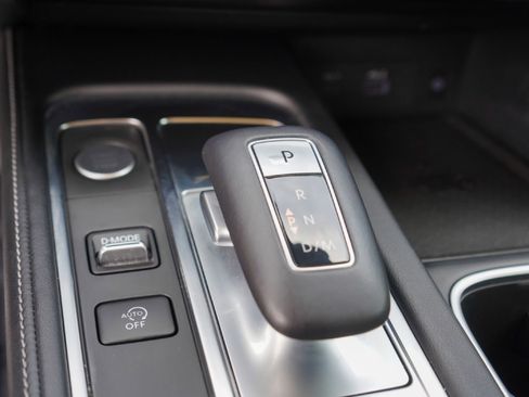 Certified 2023 INFINITI QX60 Luxe w/ Performance Audio Package image 15