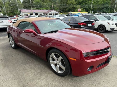 Used 2011 Chevrolet Camaro LT RWD image 4
