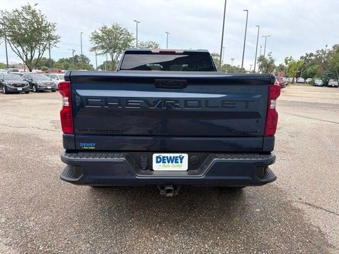 Used 2023 Chevrolet Silverado 1500 Custom w/ LPO, Dark Essentials Package AWD/4WD image 4