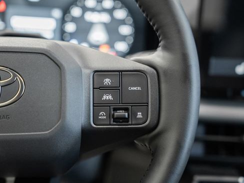 New 2026 Toyota RAV4 XSE AWD/4WD image 30