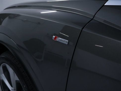Used 2020 Audi Q3 2.0T Prestige w/ Prestige Package AWD/4WD image 11