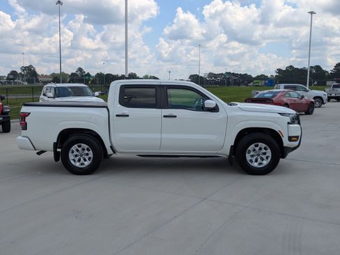 Used 2025 Nissan Frontier S w/ S Utility Package RWD image 7