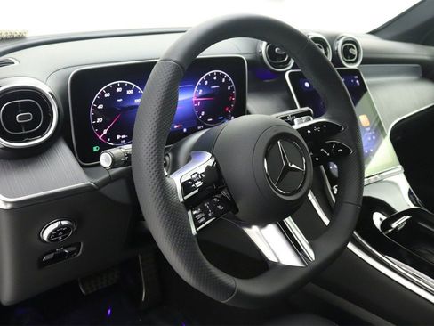 New 2026 Mercedes-Benz GLC 300 image 5