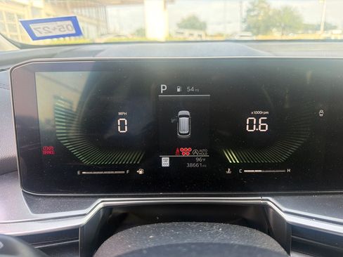 Used 2024 Kia Sorento S FWD image 10