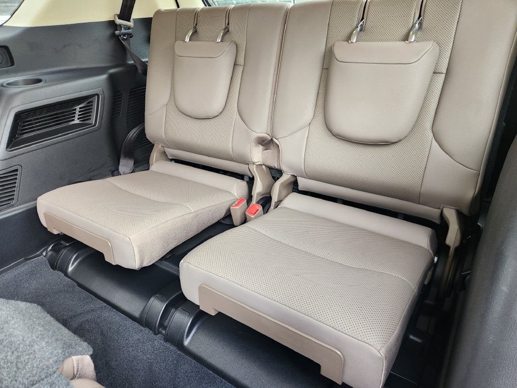 Used 2022 Lexus GX 460 Premium w/ Premium Package AWD/4WD image 32