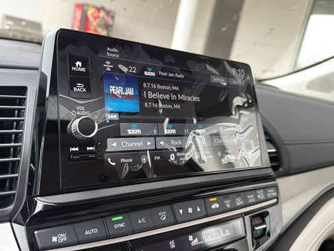 New 2026 Honda Odyssey EX-L image 23