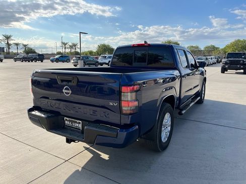 Used 2022 Nissan Frontier SV w/ Technology Package RWD image 11