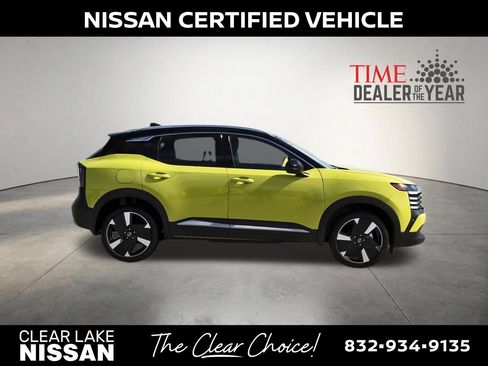 Certified 2026 Nissan Kicks SR FWD image 8