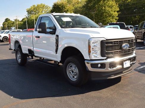 New 2026 Ford F250 XL w/ XL Chrome Package image 1