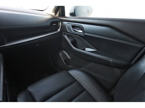 Used 2023 Nissan Rogue SV w/ SV Premium B Package image 13