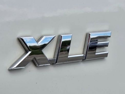 Used 2017 Toyota RAV4 XLE w/ All Weather Liner Package FWD image 9