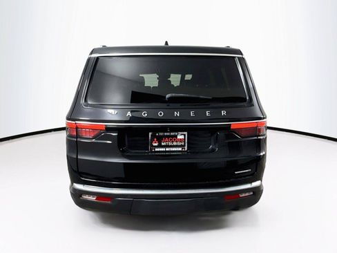 Used 2022 Jeep Wagoneer Series I w/ Convenience Group I RWD image 4