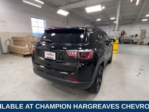 Used 2018 Jeep Compass Altitude w/ Popular Equipment Group image 11