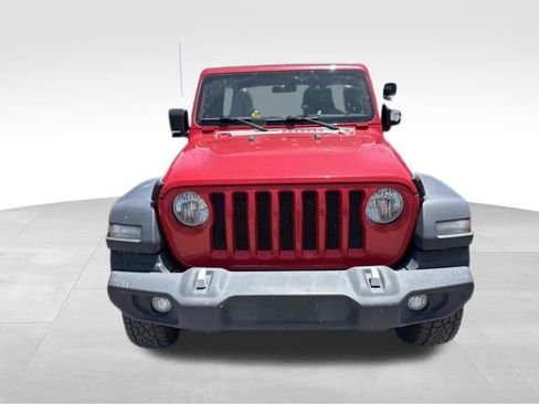 Used 2018 Jeep Wrangler Unlimited Sport AWD/4WD image 2