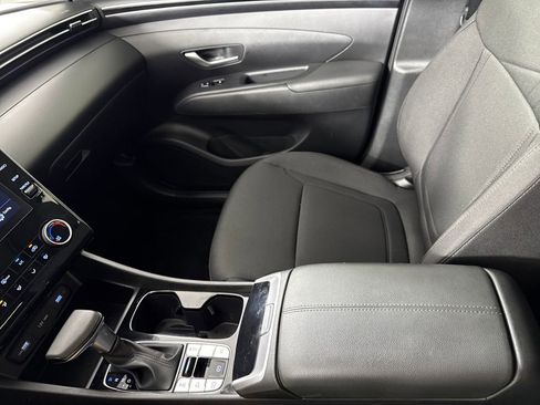 Certified 2023 Hyundai Tucson SE image 18